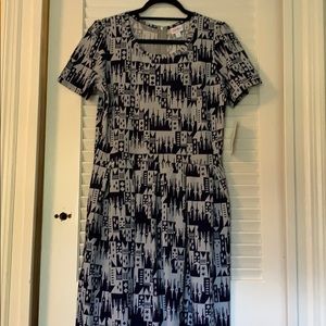 New with tags Disney LuLaRoe castle Amelia